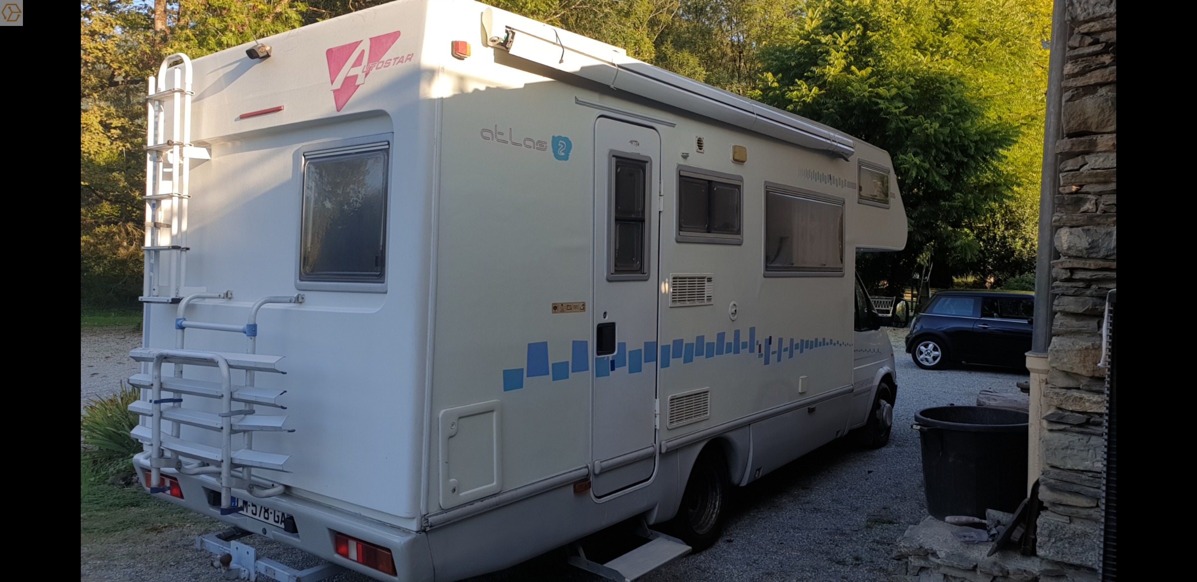 Lecteur mp3 mp4 solaire camping voyage NEUF - Équipement caravaning